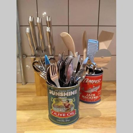 Farmhand Cottage Narberth Bagian luar foto