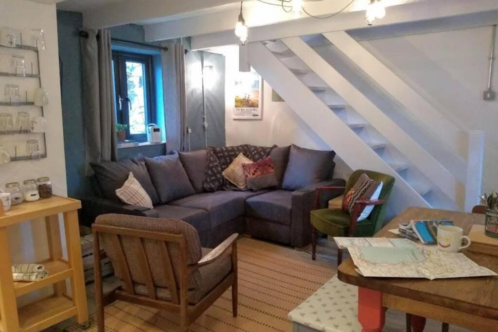 Farmhand Cottage Narberth Bagian luar foto